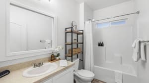 thumbnail: Interior
