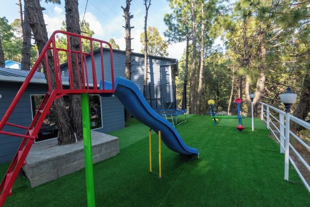 Children's play area - indoor