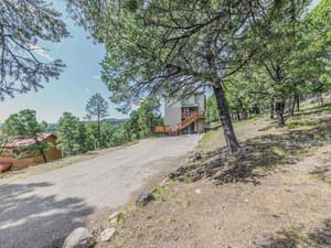 thumbnail: Property grounds