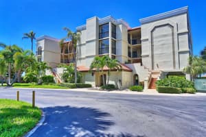 thumbnail: Exterior