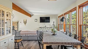thumbnail: Interior