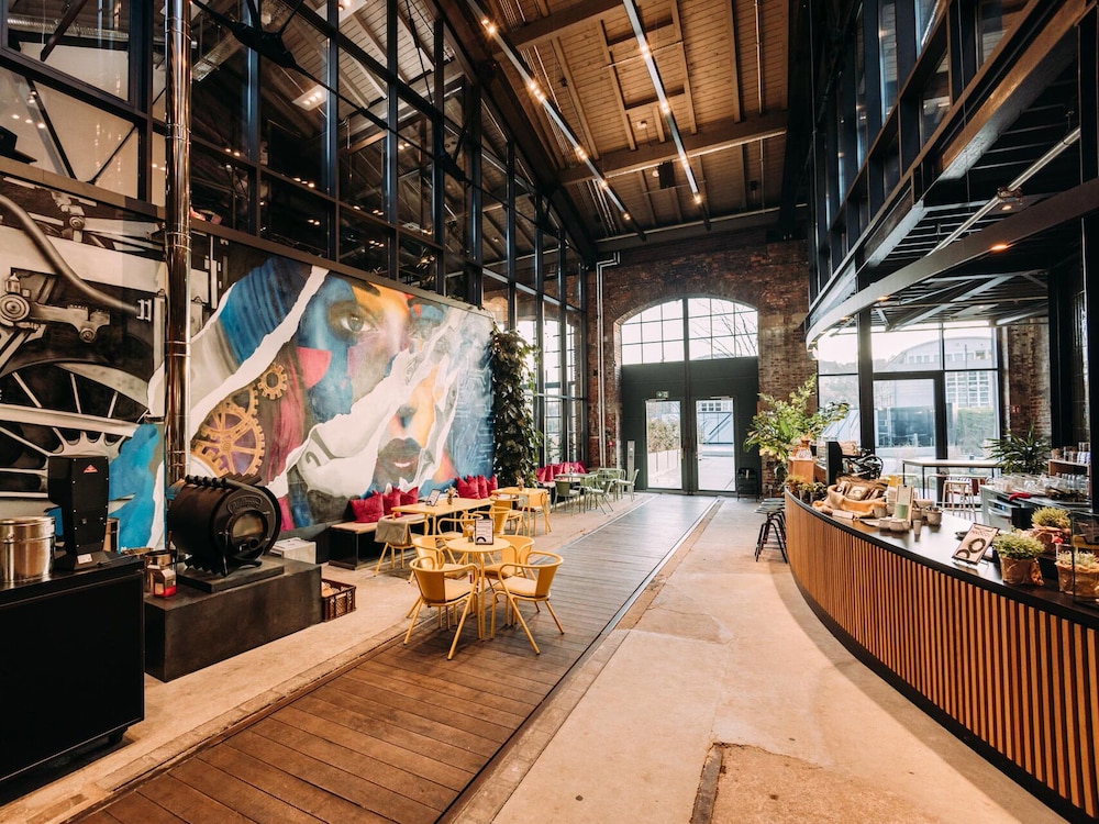 Cafe
