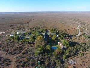 thumbnail: Property grounds