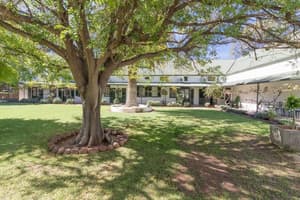 thumbnail: Property grounds
