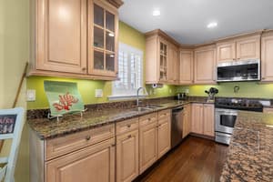 thumbnail: Private kitchen