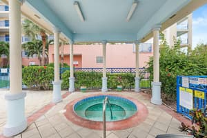 thumbnail: Outdoor spa tub