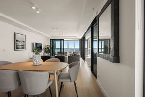 thumbnail: Dining room
