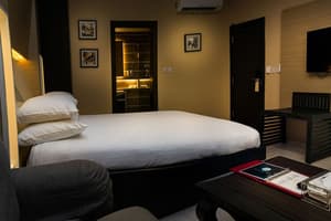 thumbnail: Room