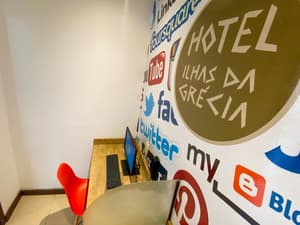 thumbnail: Reception
