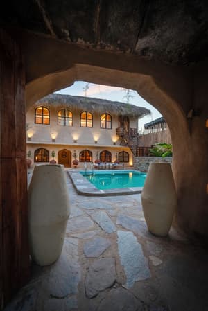 thumbnail: Front of property