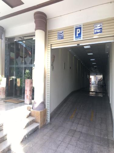91596835.jpg