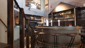 thumbnail: Bar (on property)