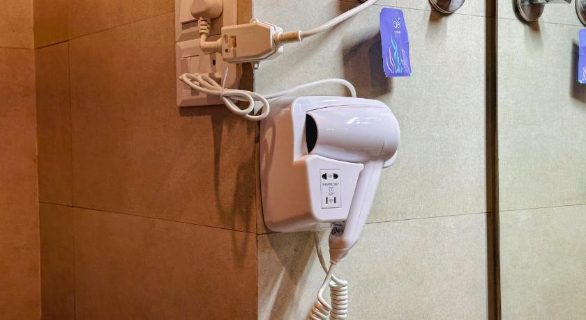 864068862.jpg