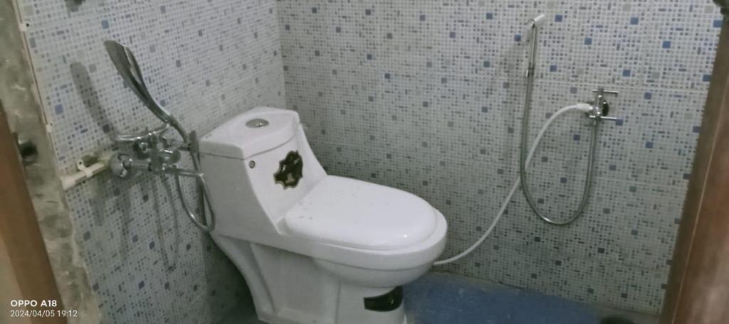 6f82a9f41a66f6b2eed1feb5e3b9d73a.jpg