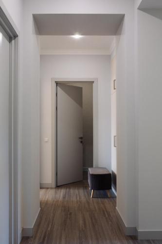 560040583.jpg