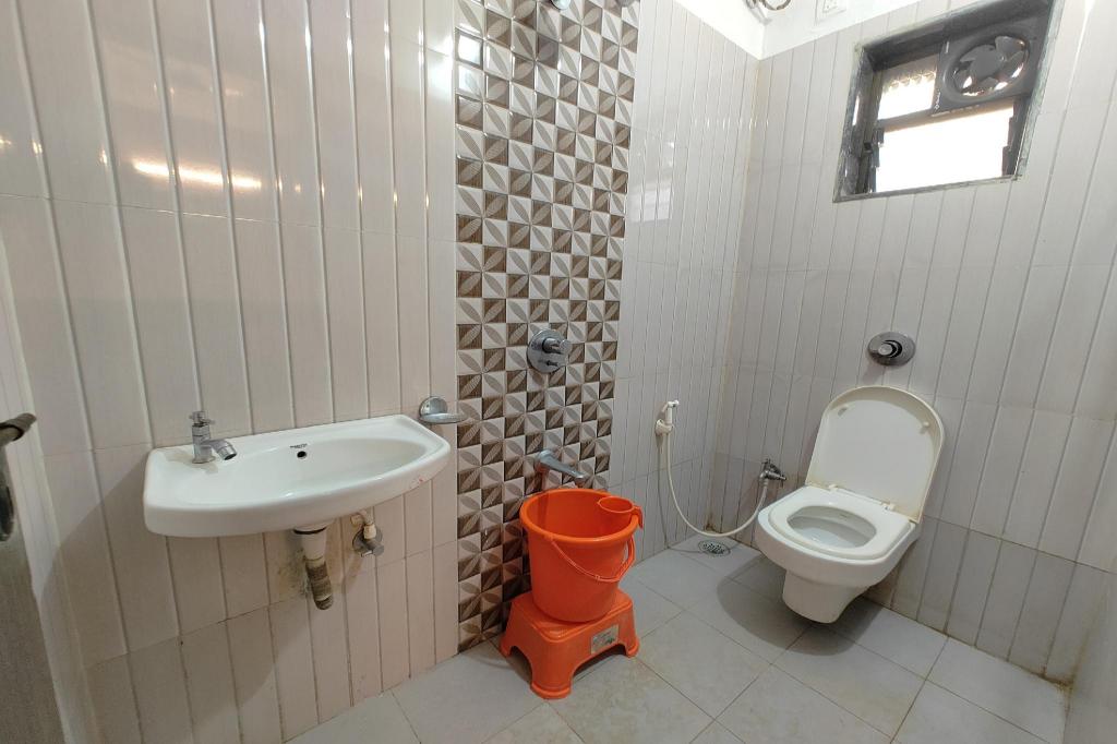 a5cea879eba4add2db2c306d2b3a7890.jpg