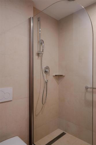 701032790.jpg