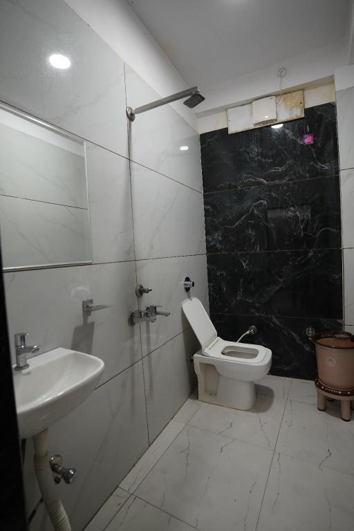 49eb62c5ef075e252c0b8583cf3d77b8.jpg