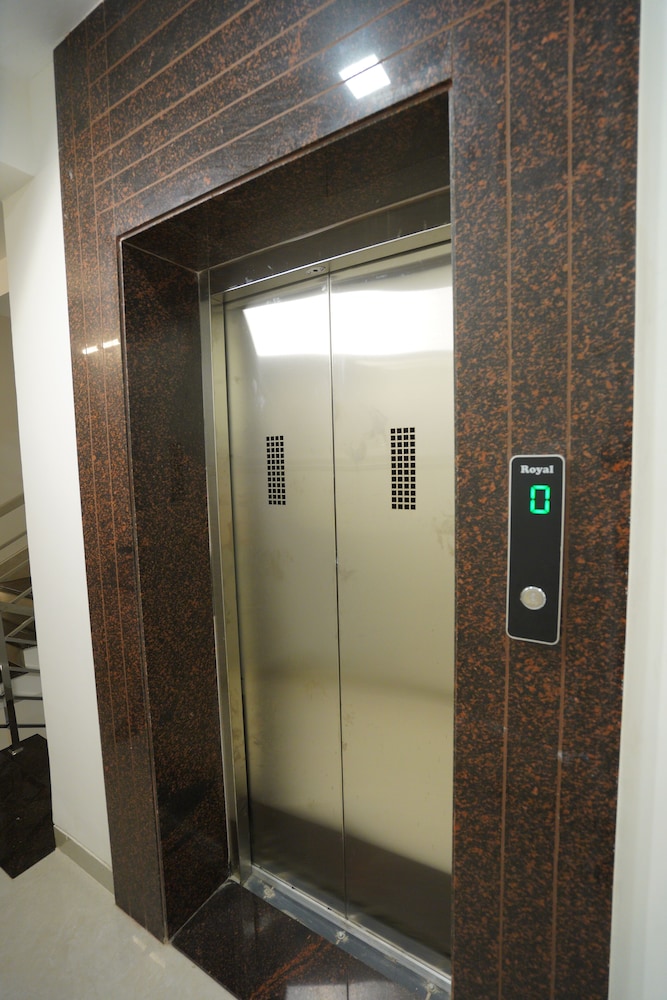 Elevator