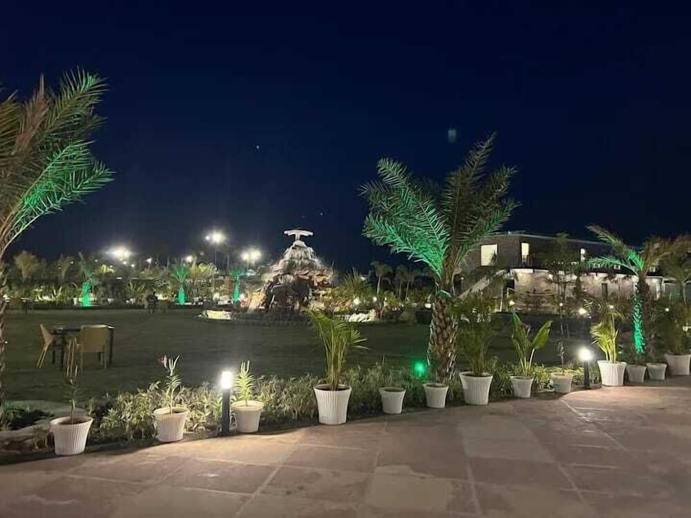 Front of property - evening/night