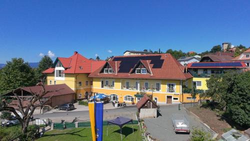 875211309.jpg
