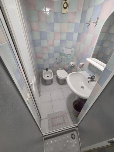671541280.jpg