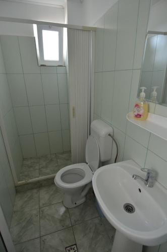 310531340.jpg