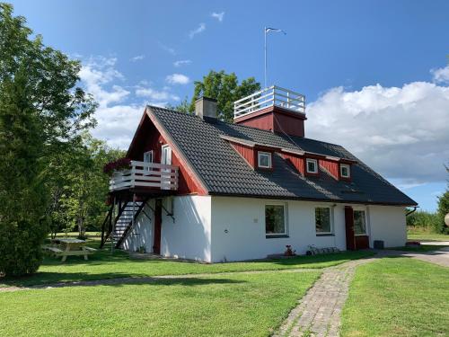 216722372.jpg