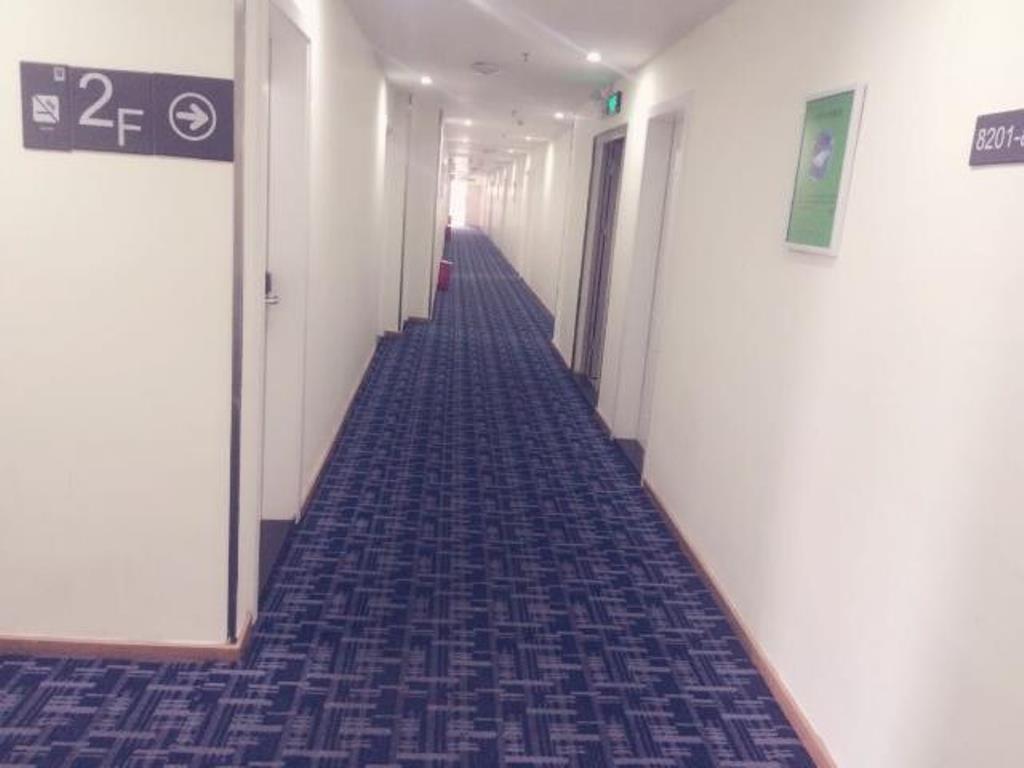 875420803.jpg