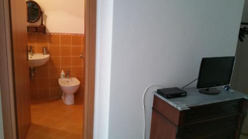 51763183.jpg