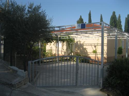 152501063.jpg
