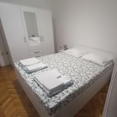 813865138.jpg