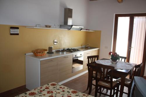 99074286.jpg