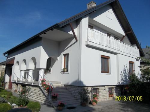 154331619.jpg