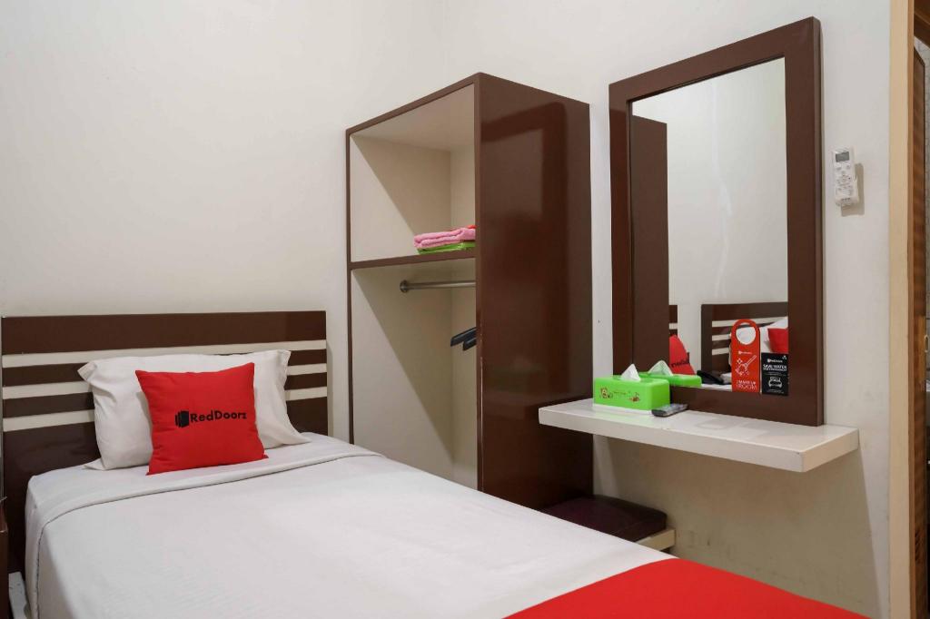 4ad944085bdd7ed1bed472315abe08c0.jpg