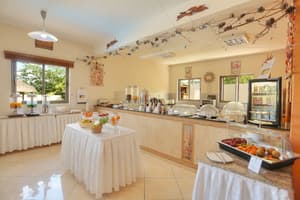 thumbnail: Breakfast buffet