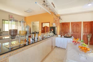 thumbnail: Breakfast buffet