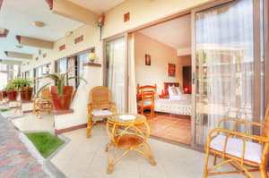 thumbnail: Terrace/patio