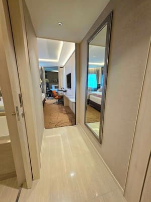 thumbnail: Room