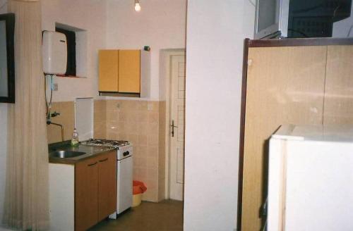 389630428.jpg