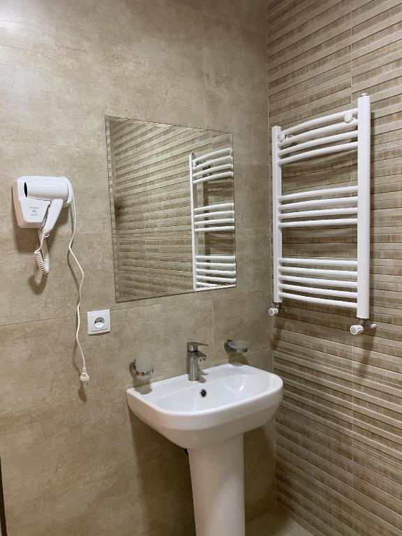 24d9fe2fabec12c27d0050b65d277b59.jpg