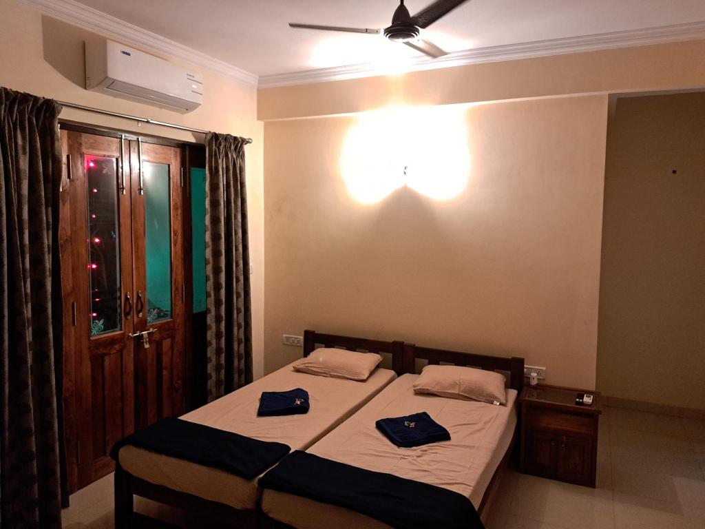 be7bed4df326ecc3b128bebe11b92b03.jpg