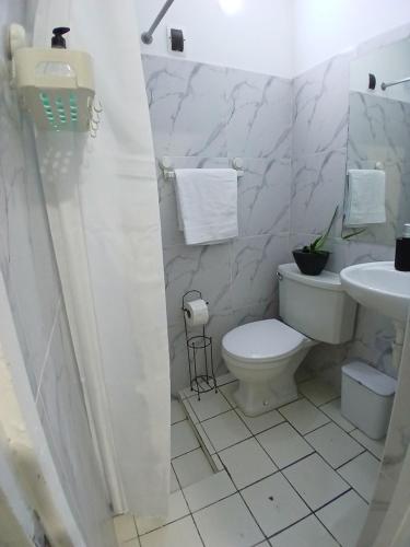 594992490.jpg