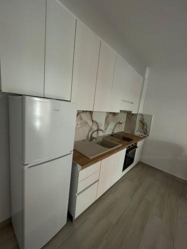 690161949.jpg