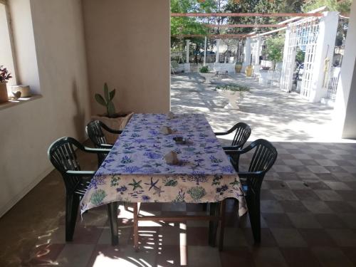 713070766.jpg