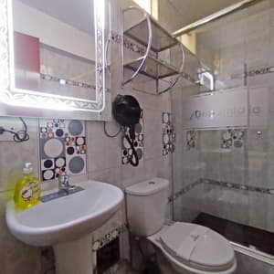 thumbnail: 845603406.jpg