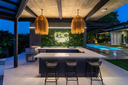 675239926.jpg