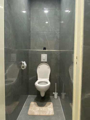 522455689.jpg