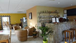 thumbnail: Bar (on property)