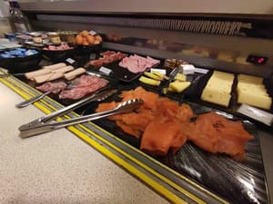 thumbnail: Restaurant